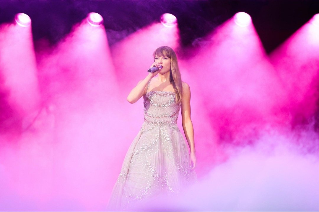 _content_3x2_2000_1721330474-Taylor-Swift-GettyImages-2161916759.jpg